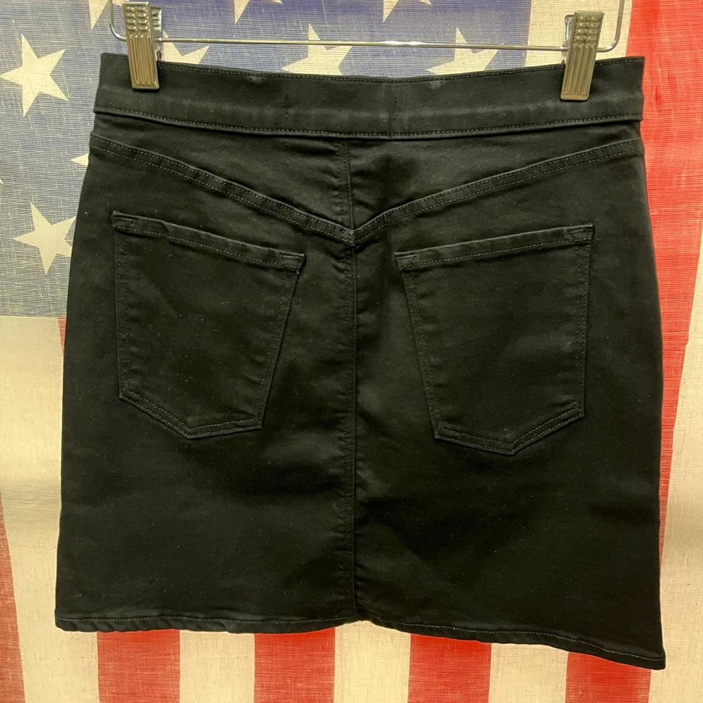 NWOT J BRAND Sabine Mid Rise Mini Vendetta Skirt Black GOLD BUTTON RARE UNIQUE - Picture 2 of 7